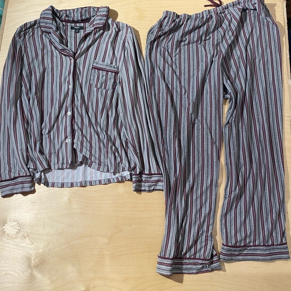 Simply Vera Vera Wang Burgundy and Gray Striped Pajama Set XL (CI)